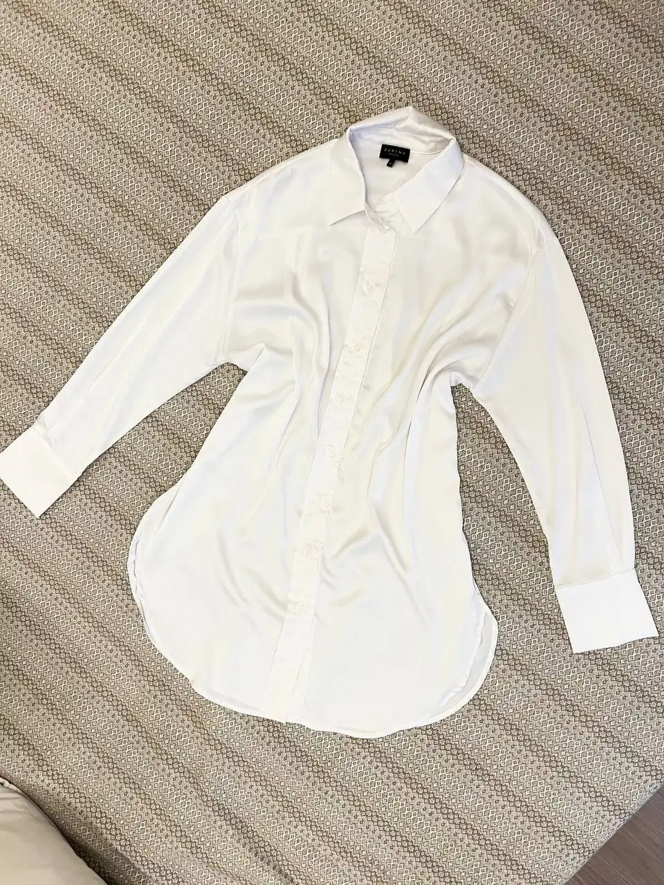 Блузка атласная Zarina 44 размер - Женская одежда (Одежда) в Калининград