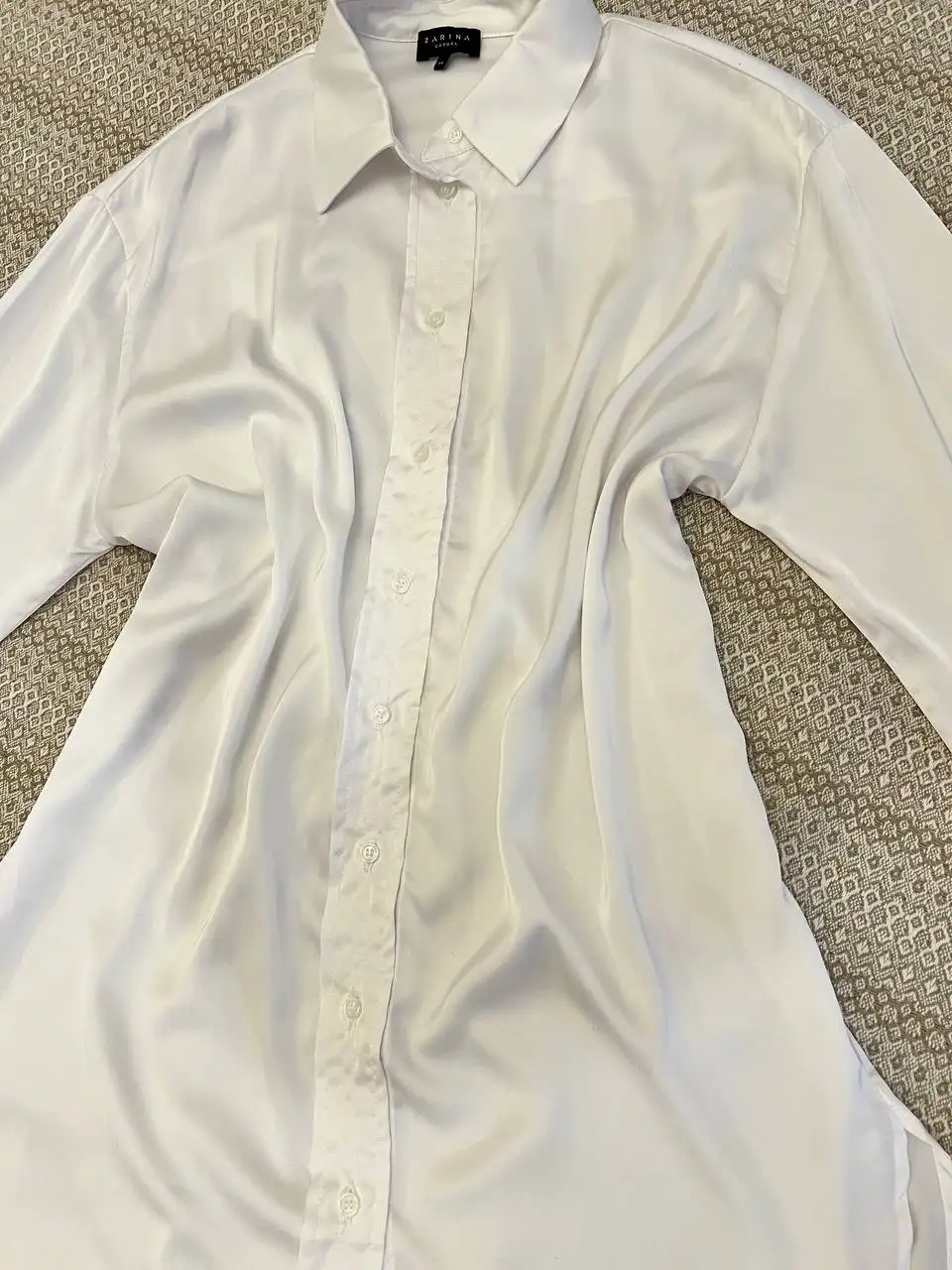 Блузка атласная Zarina 44 размер - Женская одежда (Одежда) в Калининград