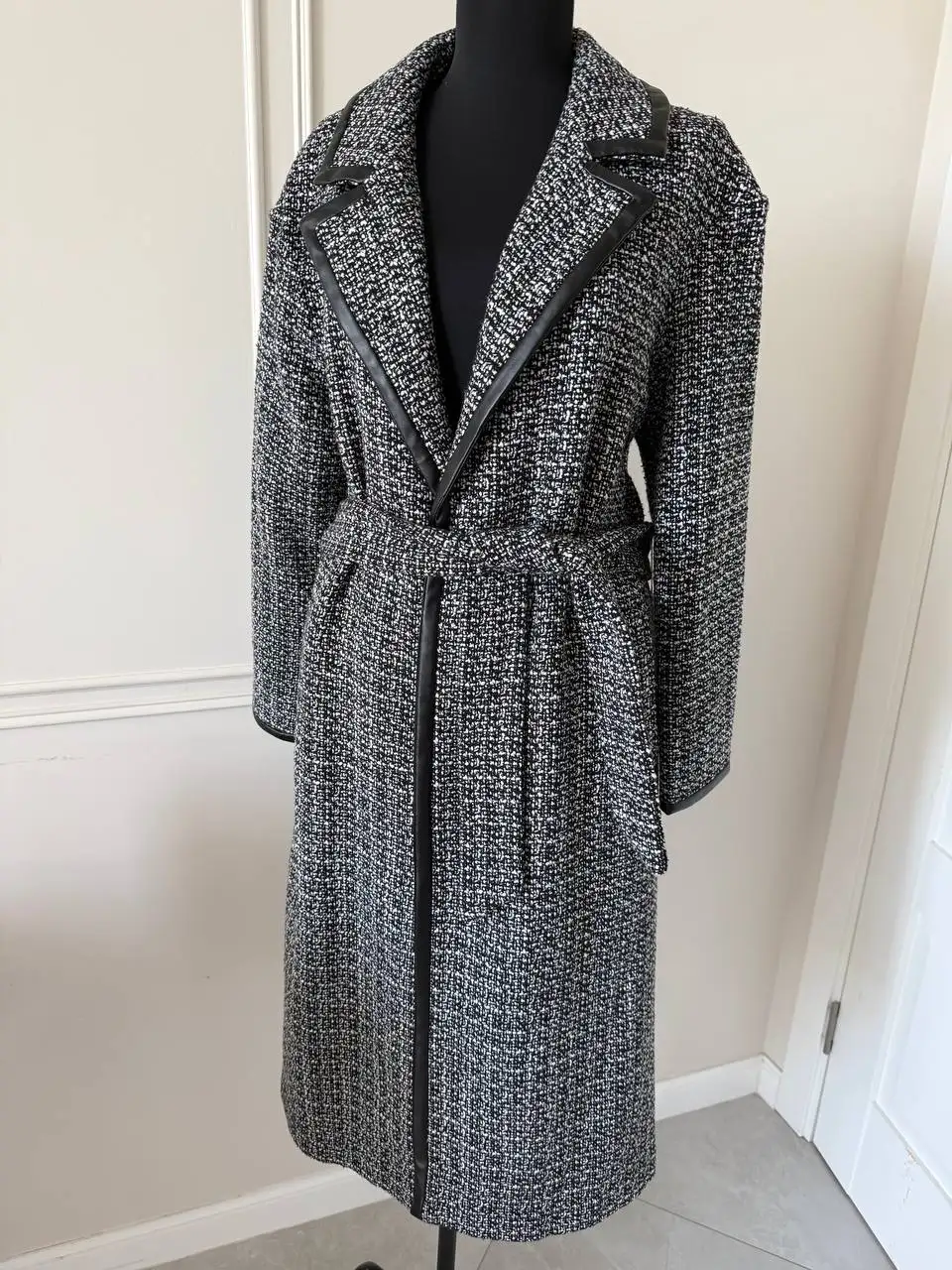 Пальто xs-s, состояние идеальное - Верхняя одежда (Одежда) в Калининград