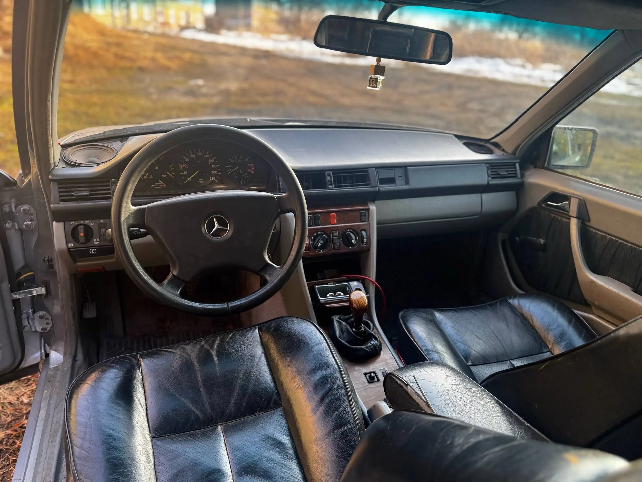 Продается Mercedes 124 2.3 1991 года выпуска - Легковые автомобили (Авто) в Калининград