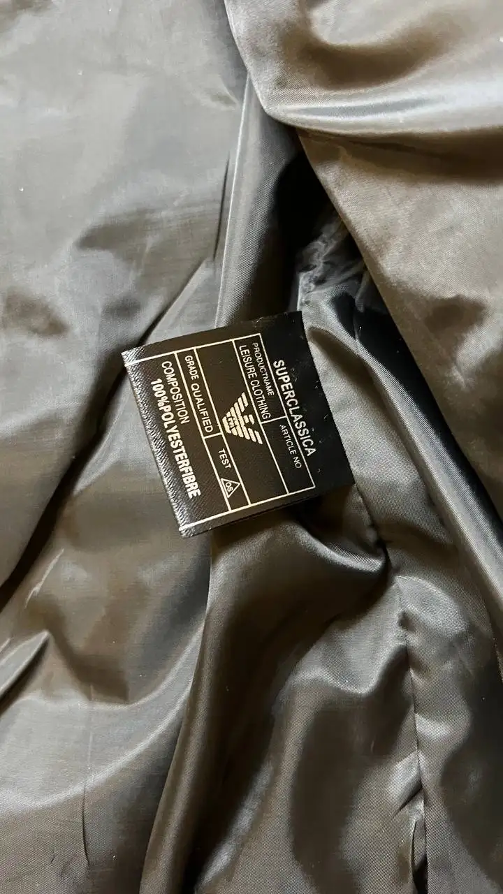 Куртка бомбер Armani новое состояние - Верхняя одежда (Одежда) в Калининград