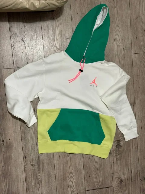 Продажа одежды и аксессуаров - частное объявление в Калининград