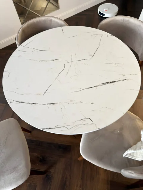 Продам стол б/у диаметром 80 см - частное объявление в Калининград