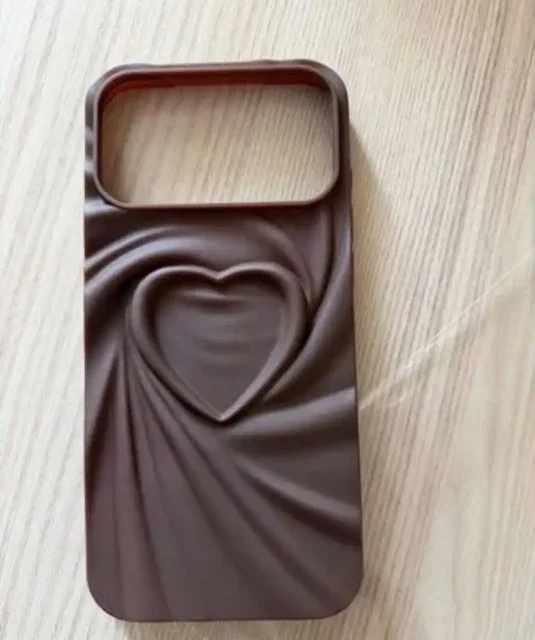 Новый чехол на iPhone 17 Pro Max - частное объявление в Калининград