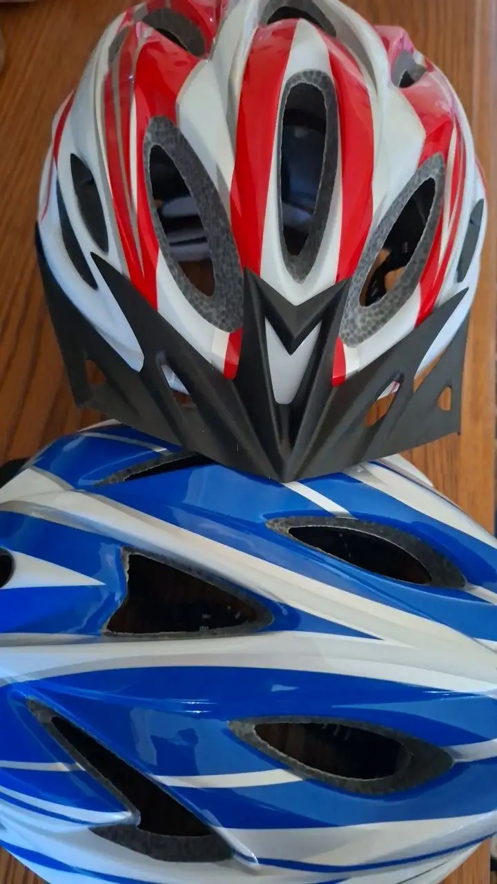 Продажа велошлемов - Хобби и отдых в Калининград