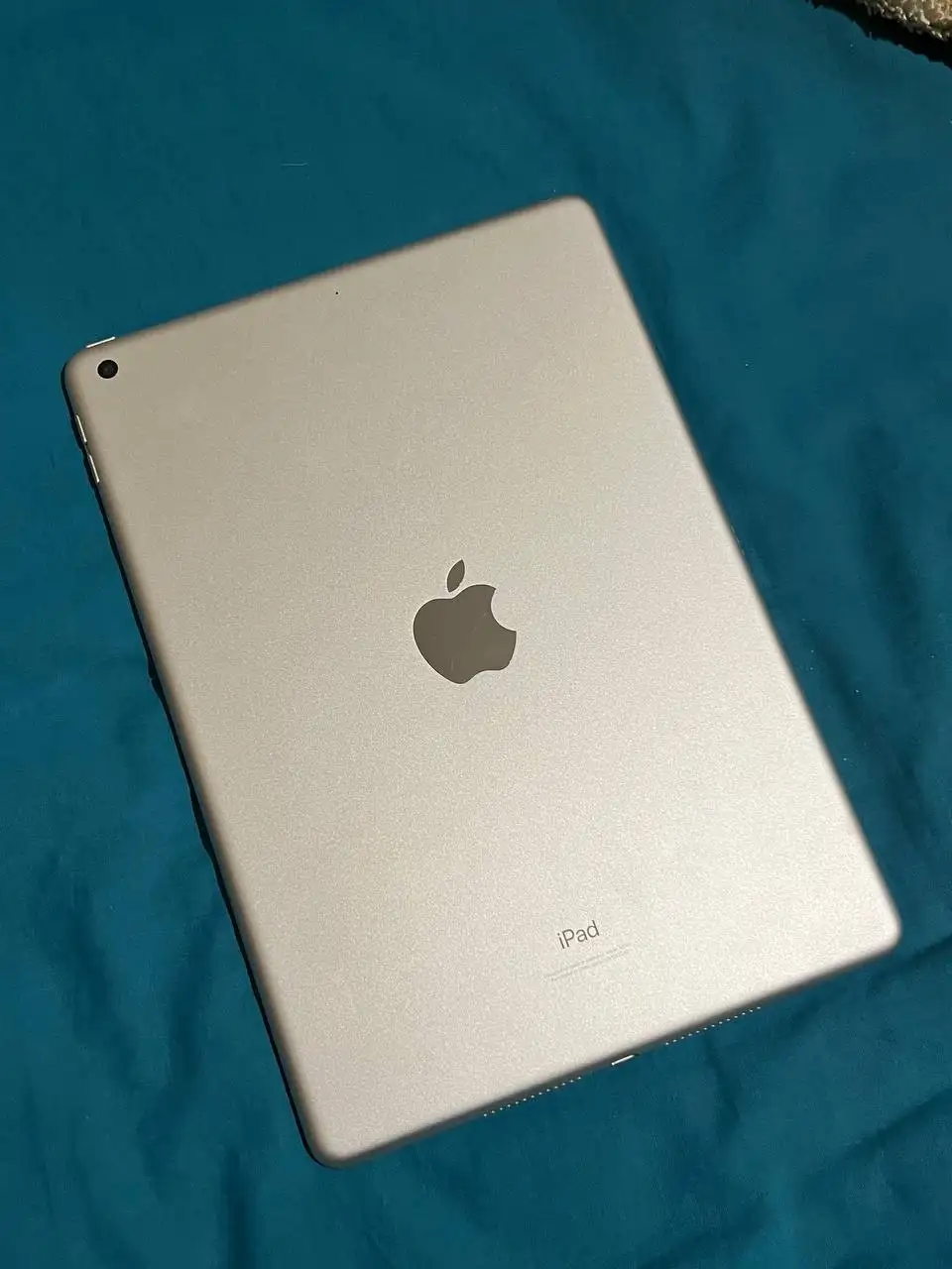 Продажа планшета iPad 9 64Gb - Планшеты (Электроника) в Калининград