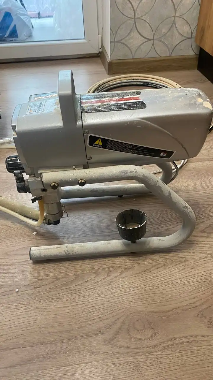 Продам мощный краскопульт - Строительные инструменты (Барахолка) в Калининград