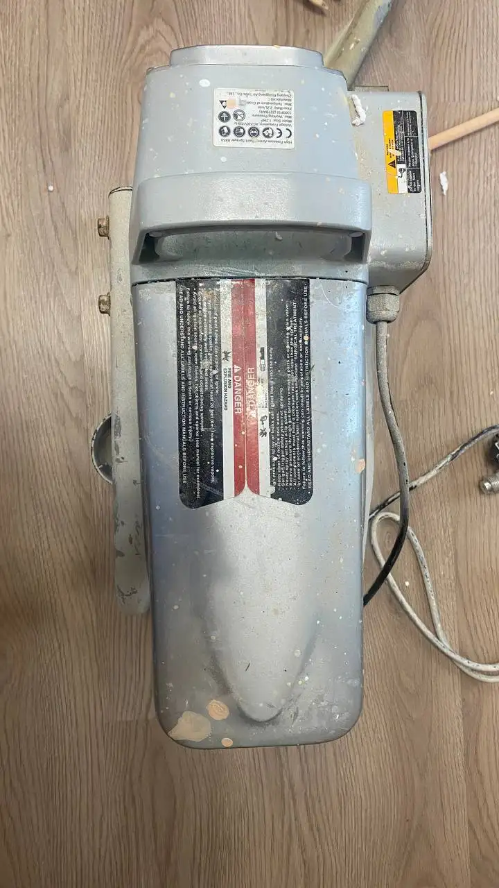 Продам мощный краскопульт - Строительные инструменты (Барахолка) в Калининград