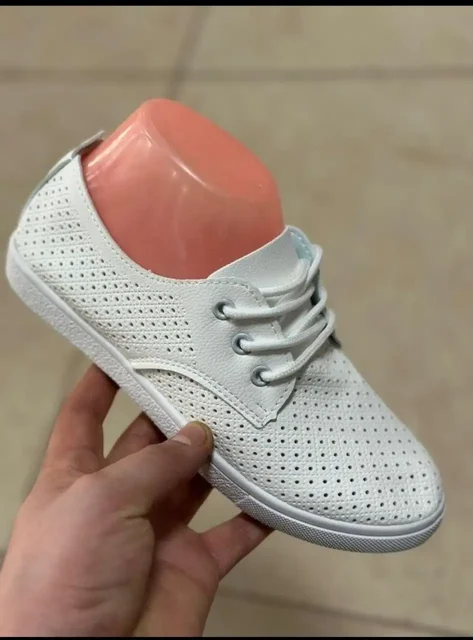 Белые легкие удобные дышащие кроссовки - Одежда в Калининград