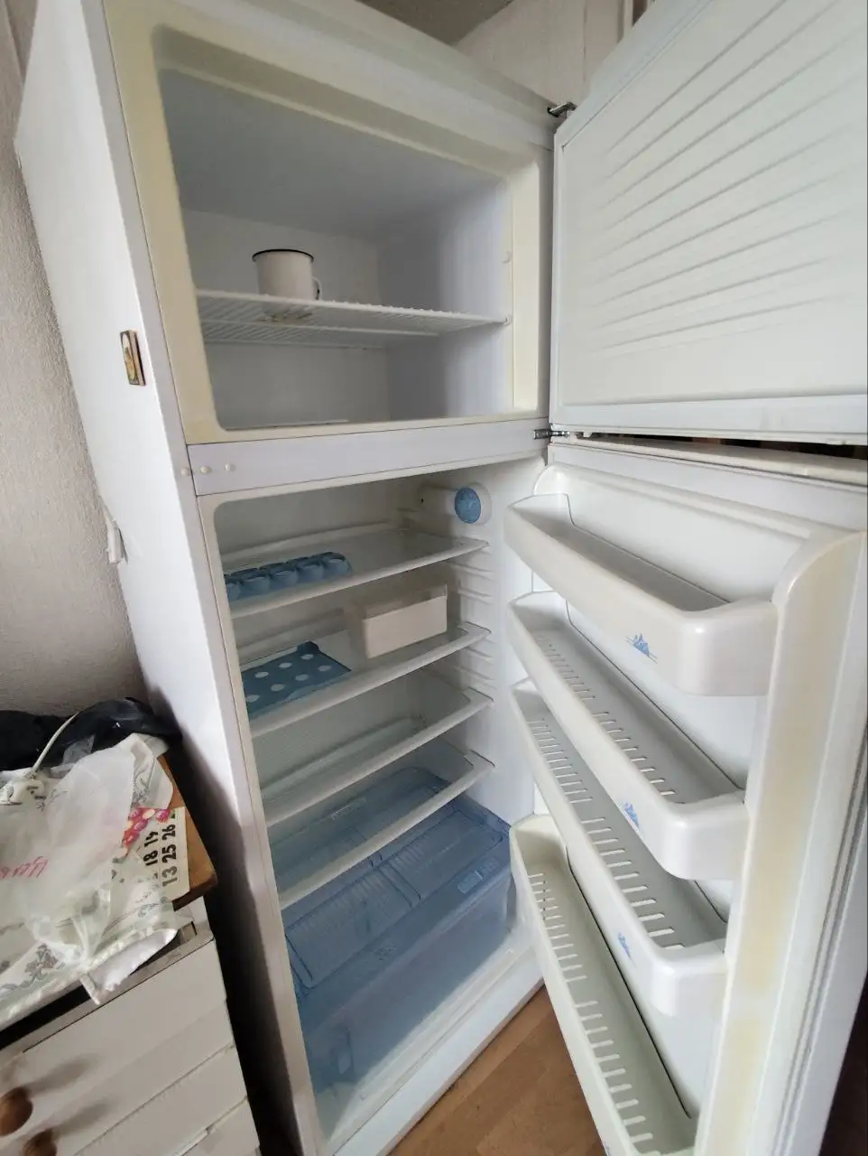 Холодильник б/у в Калининграде - Холодильники (Барахолка) в Калининград