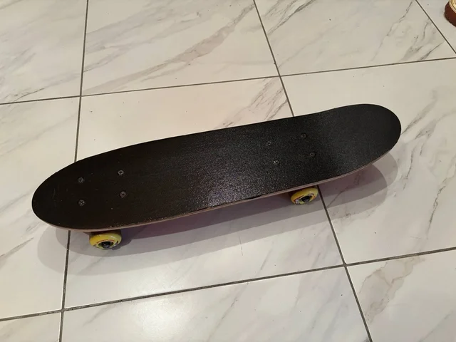 Скейт в отличном состоянии - Торговая мебель в Калининград