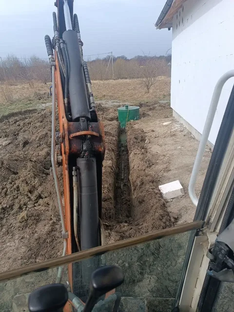 Аренда миниэкскаватора в Калининграде - Парфюмерия в Калининград