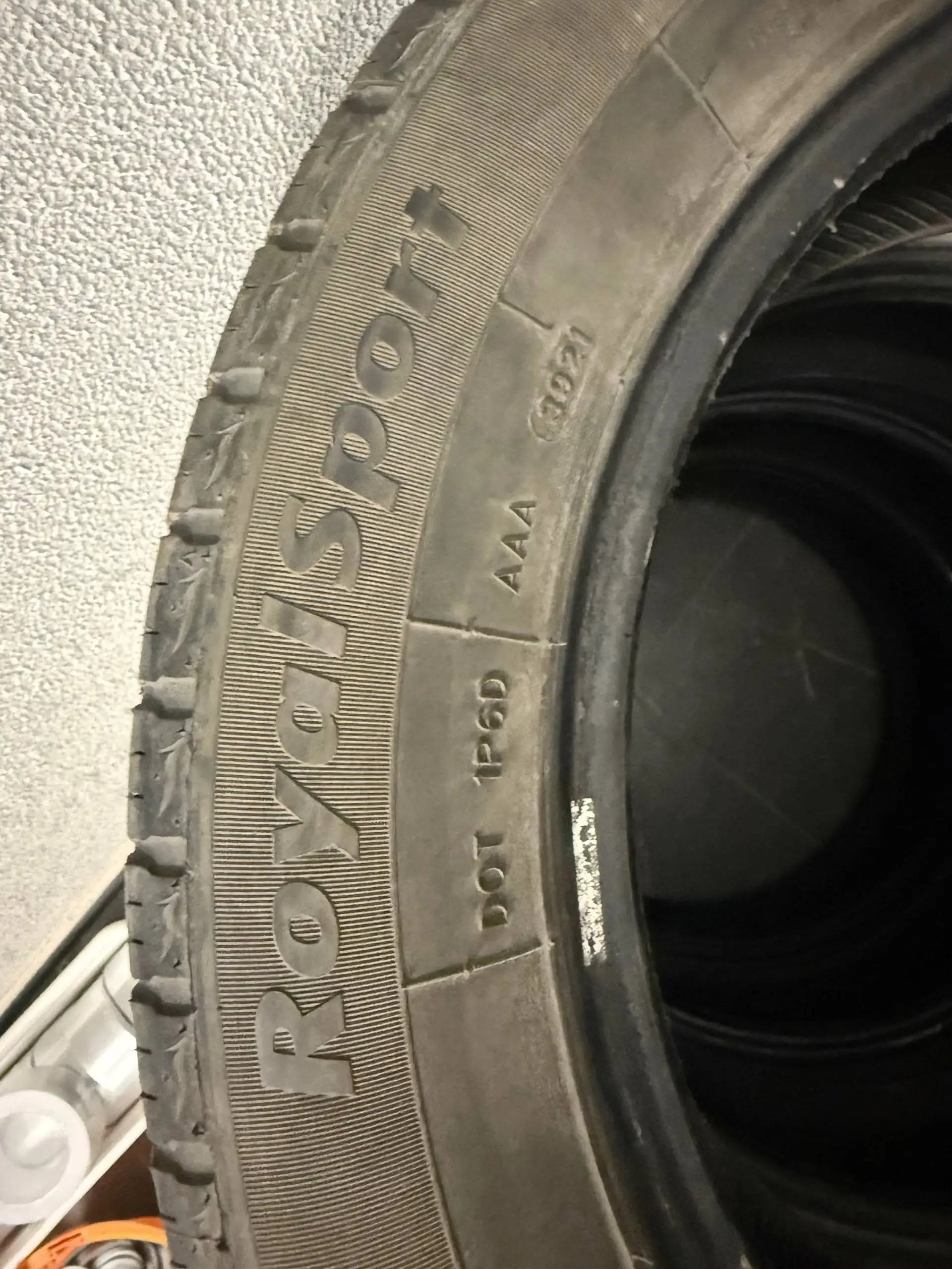 Продажа резины R17 лето и всесезонная - Шины и диски (Запчасти) в Калининград