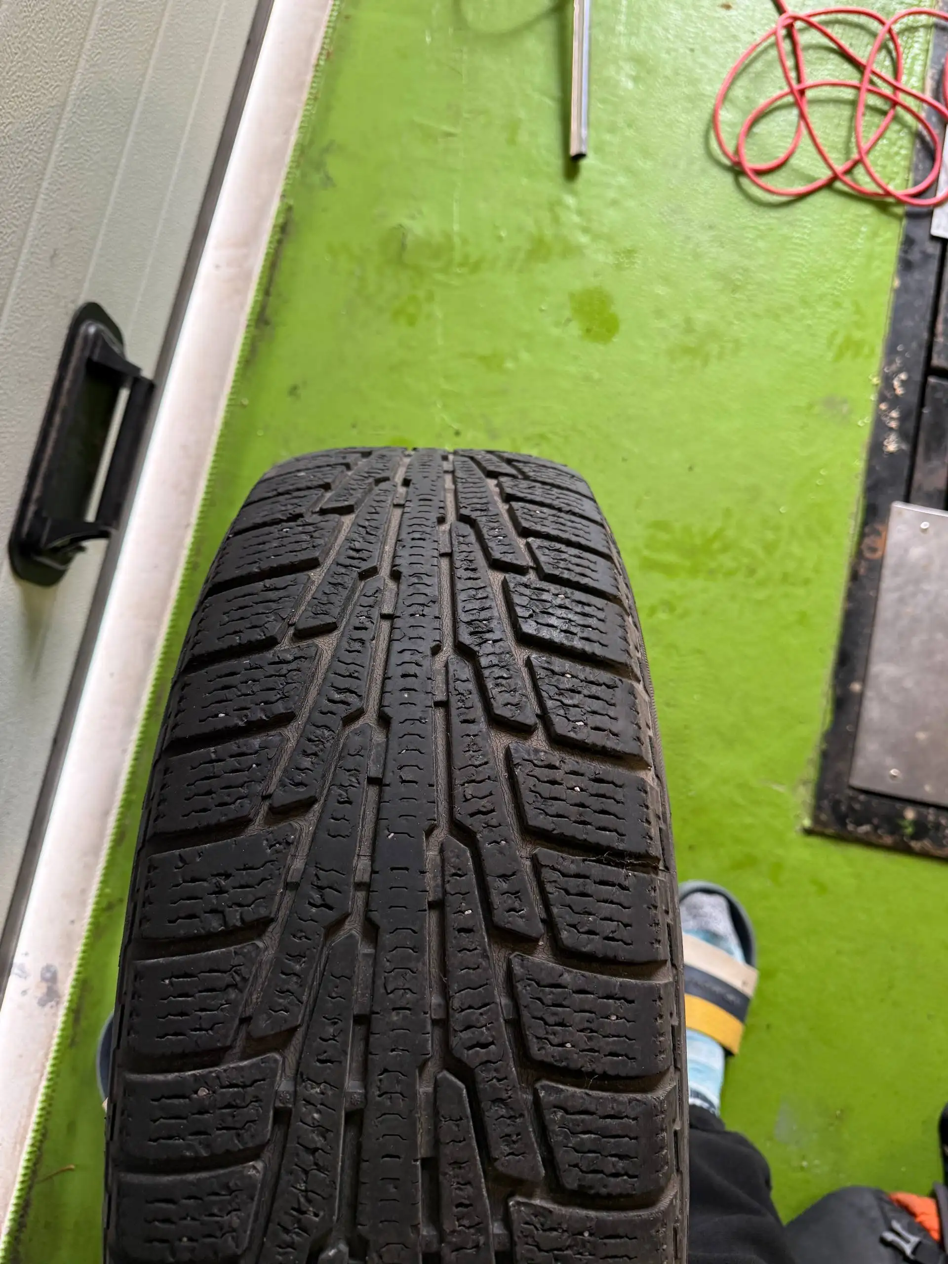 Продажа резины R17 лето и всесезонная - Шины и диски (Запчасти) в Калининград