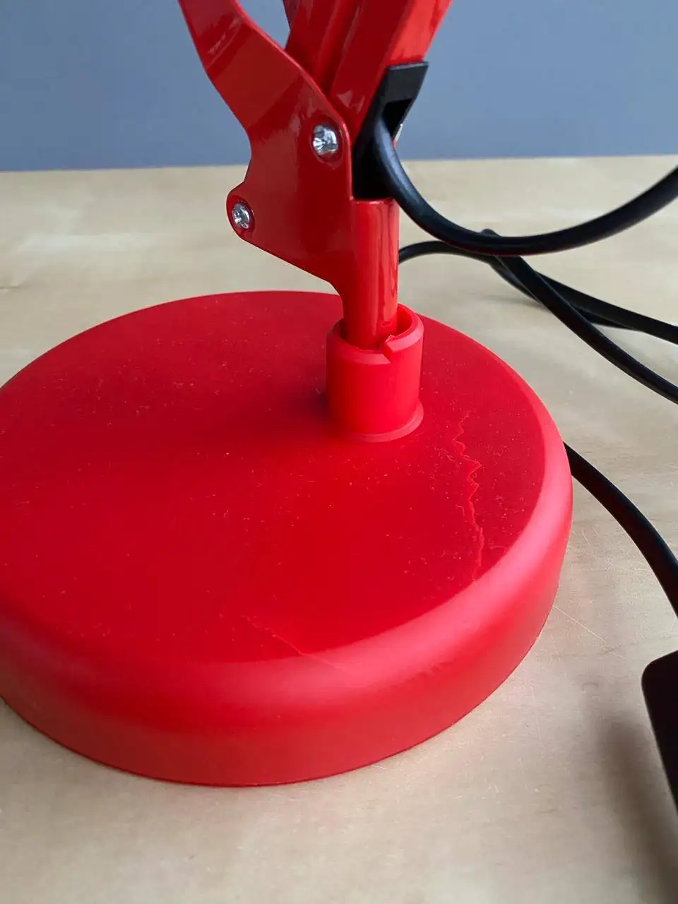 Настольная лампа с двумя вариантами монтажа - Барахолка в Калининград