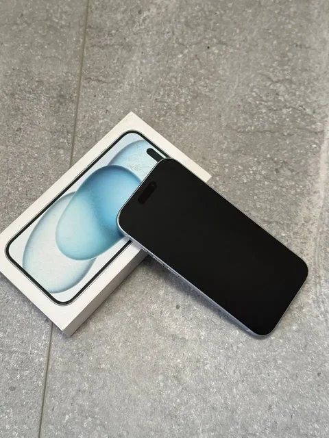 Продам iPhone 15 256GB с разбитой задней крышкой - Телевизоры в Калининград