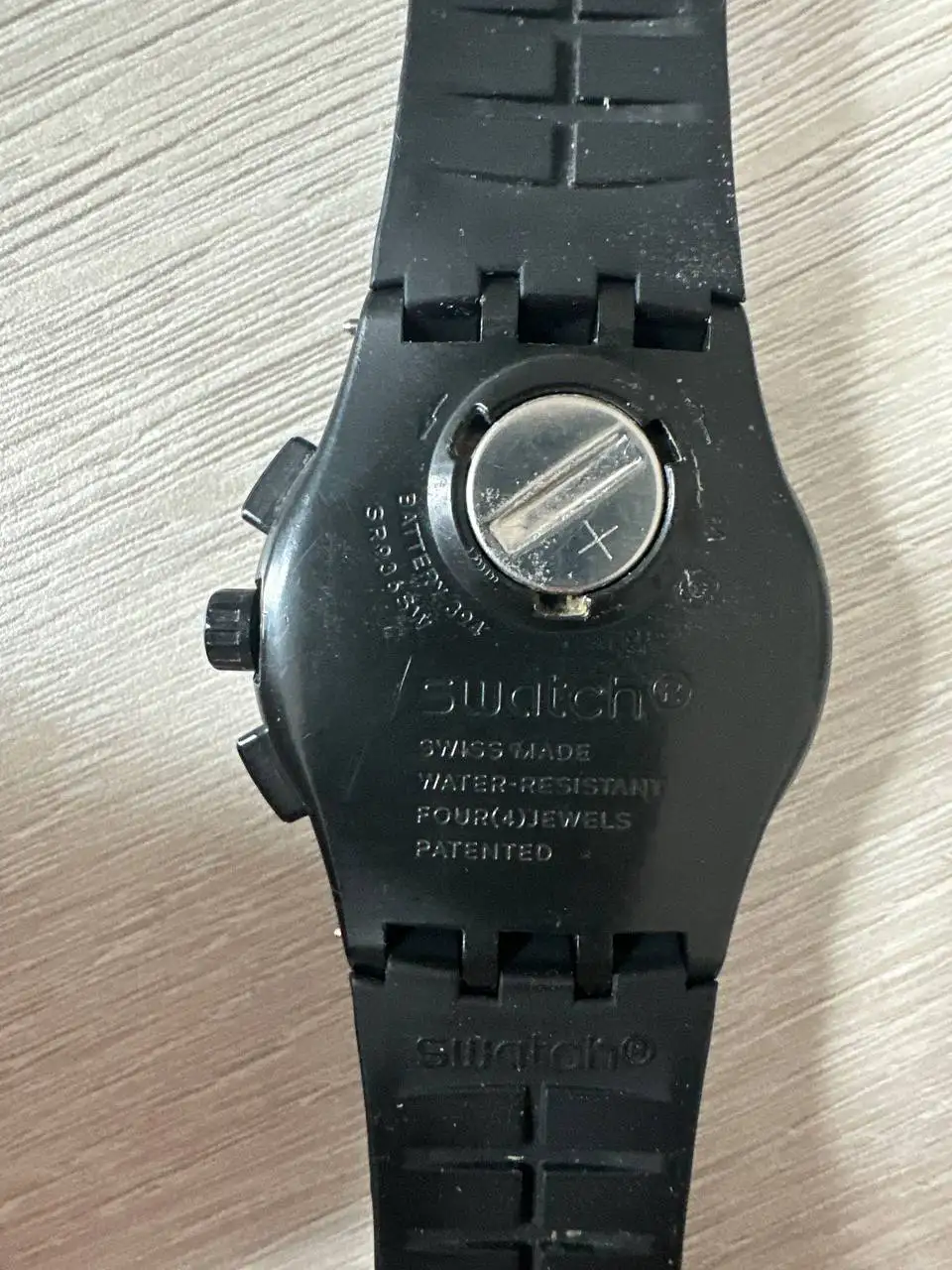 Продажа часов, заправочной станции и автомобильного мини пылесоса - Барахолка в Калининград