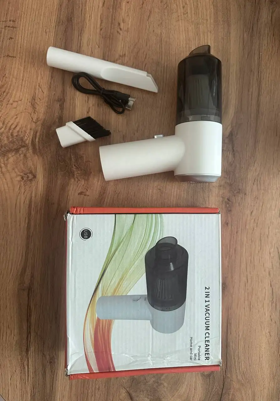 Продажа часов, заправочной станции и автомобильного мини пылесоса - Барахолка в Калининград