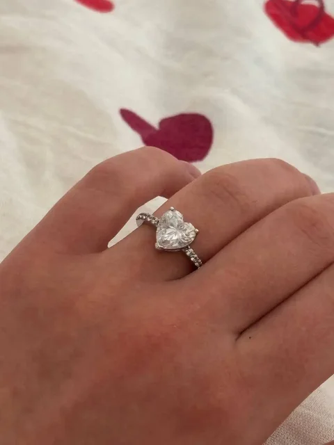 Продам кольцо серебро 925 пробы с фианитом - Строительный инструмент в Калининград