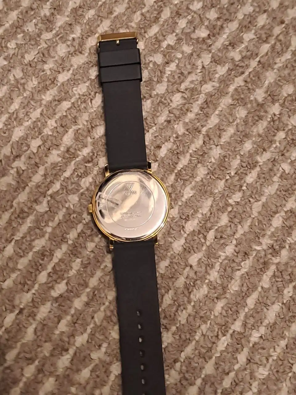 Айфон 7 и часы GUESS - Барахолка в Калининград