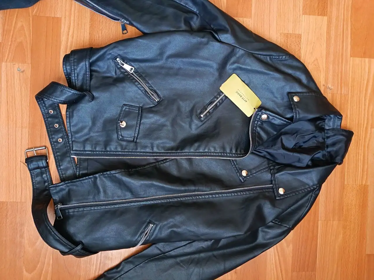 Новая одежда размер 48 - Одежда в Калининград