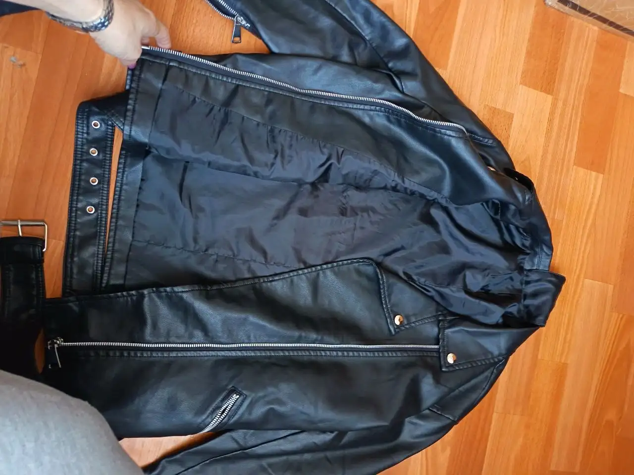 Новая одежда размер 48 - Одежда в Калининград