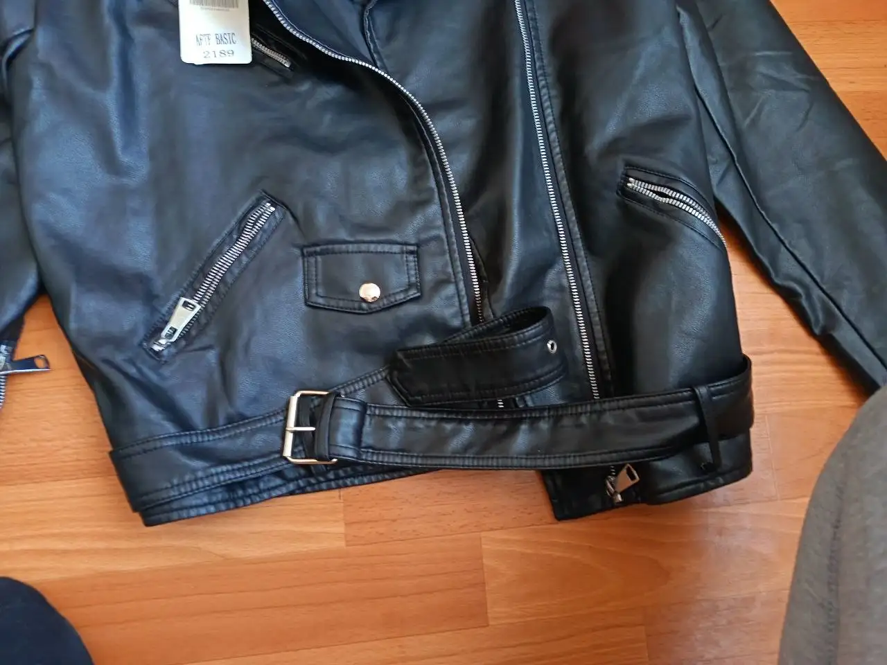 Новая одежда размер 48 - Одежда в Калининград