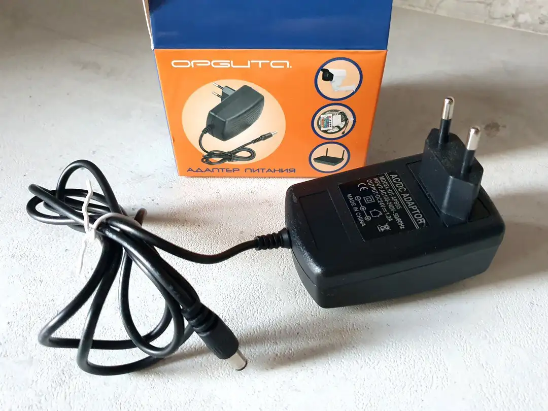 Блок питания универсальный сетевой адаптер 24В 1.2А - Блоки питания (Электроника) в Светлогорск