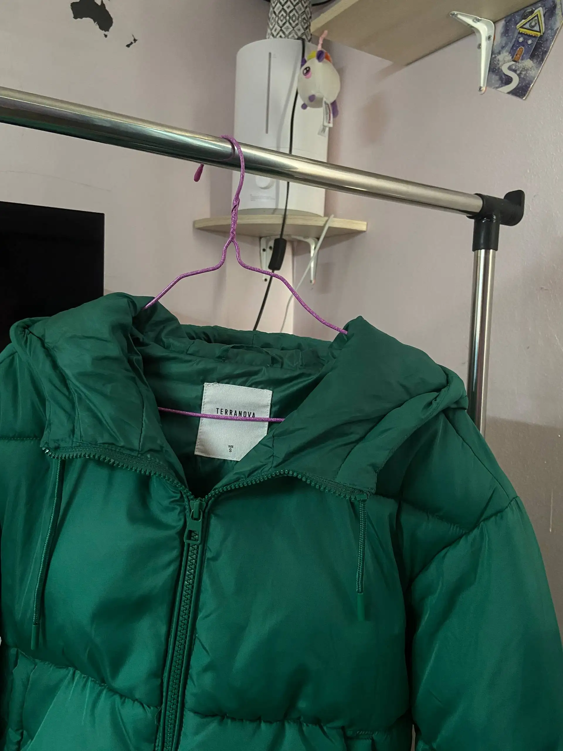 Продам куртку дутую укороченную Terranova - Верхняя одежда (Одежда) в Калининград