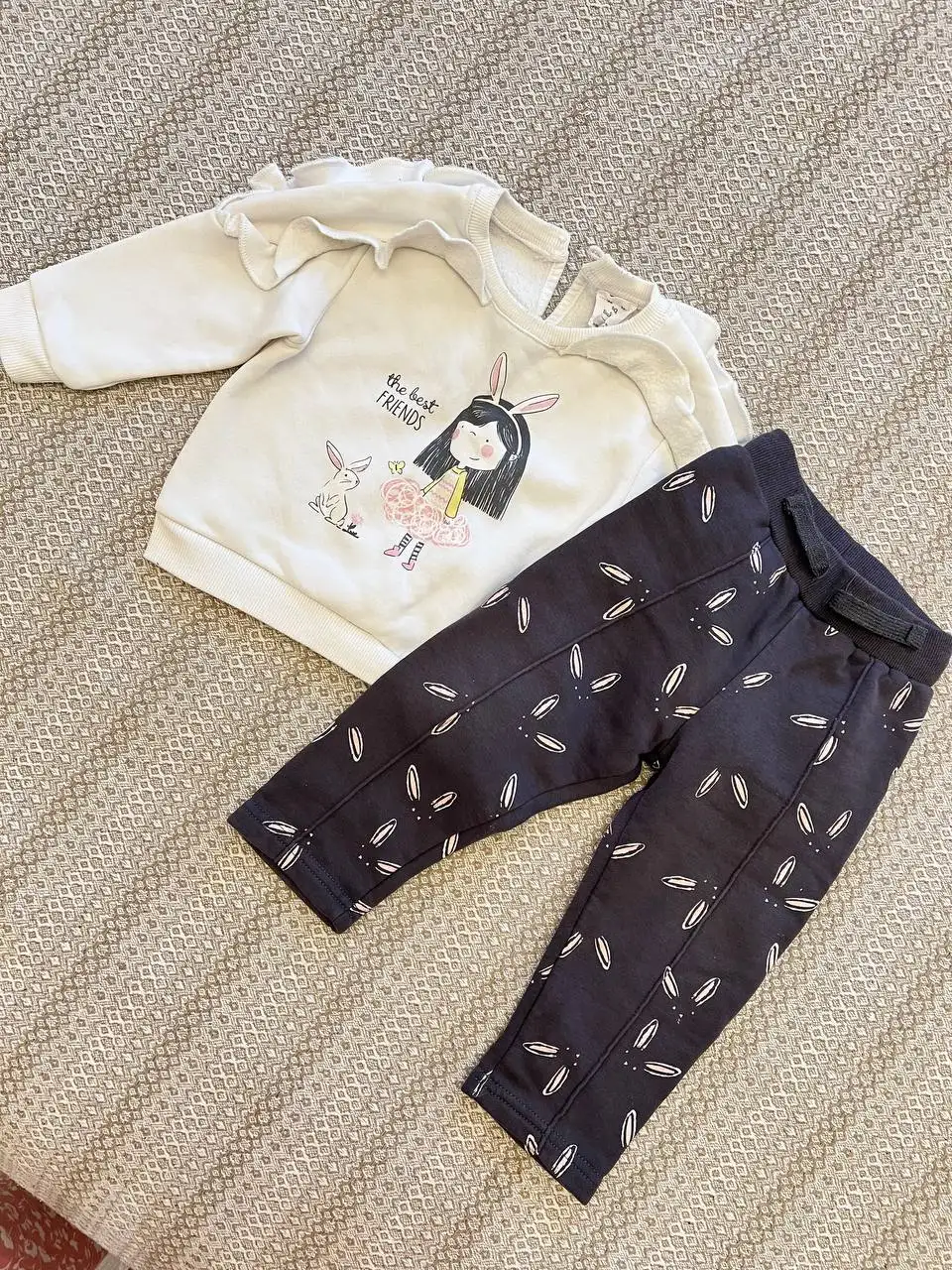 Детские костюмы Baby Go размер 80 - Детская одежда (Товары для детей) в Калининград