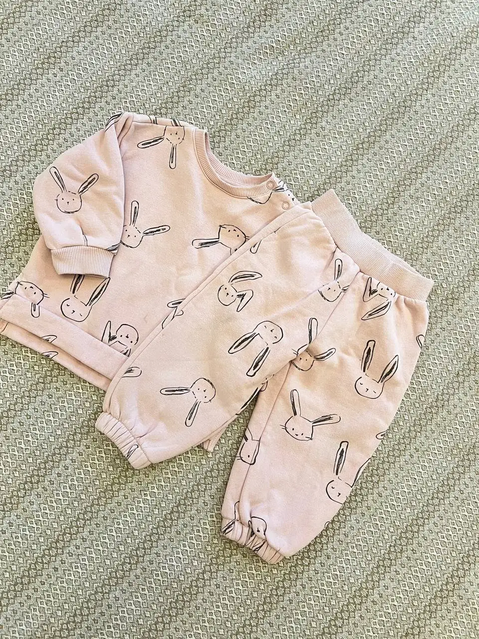 Детские костюмы Baby Go размер 80 - Детская одежда (Товары для детей) в Калининград