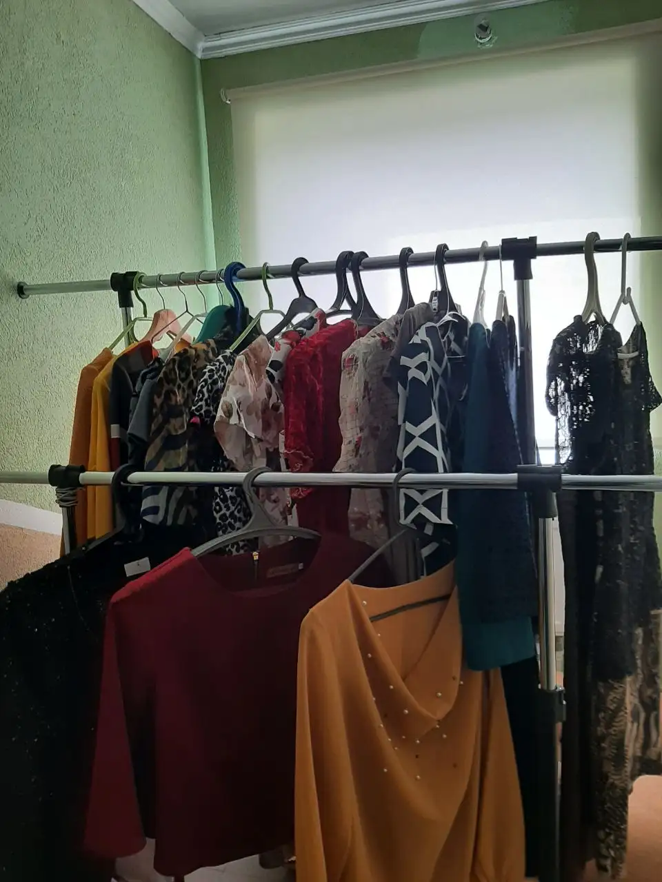 Продажа одежды и обуви б/у в Калининграде - Женская одежда (Одежда) в Калининград