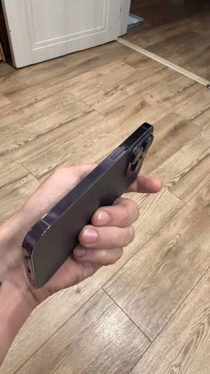 Продажа iPhone 14 Pro 256Гб в отличном состоянии - Смартфоны (Электроника) в Балтийск