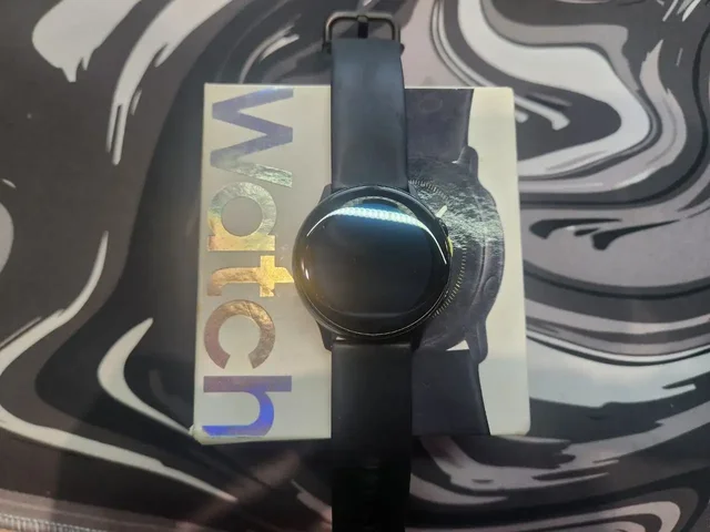 Смарт часы Samsung Galaxy Watch Active - Аксессуары для компьютеров в Калининград