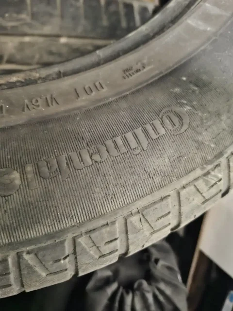 Продам летнюю резину R16/215/65 б/у - Электромобили в Калининград