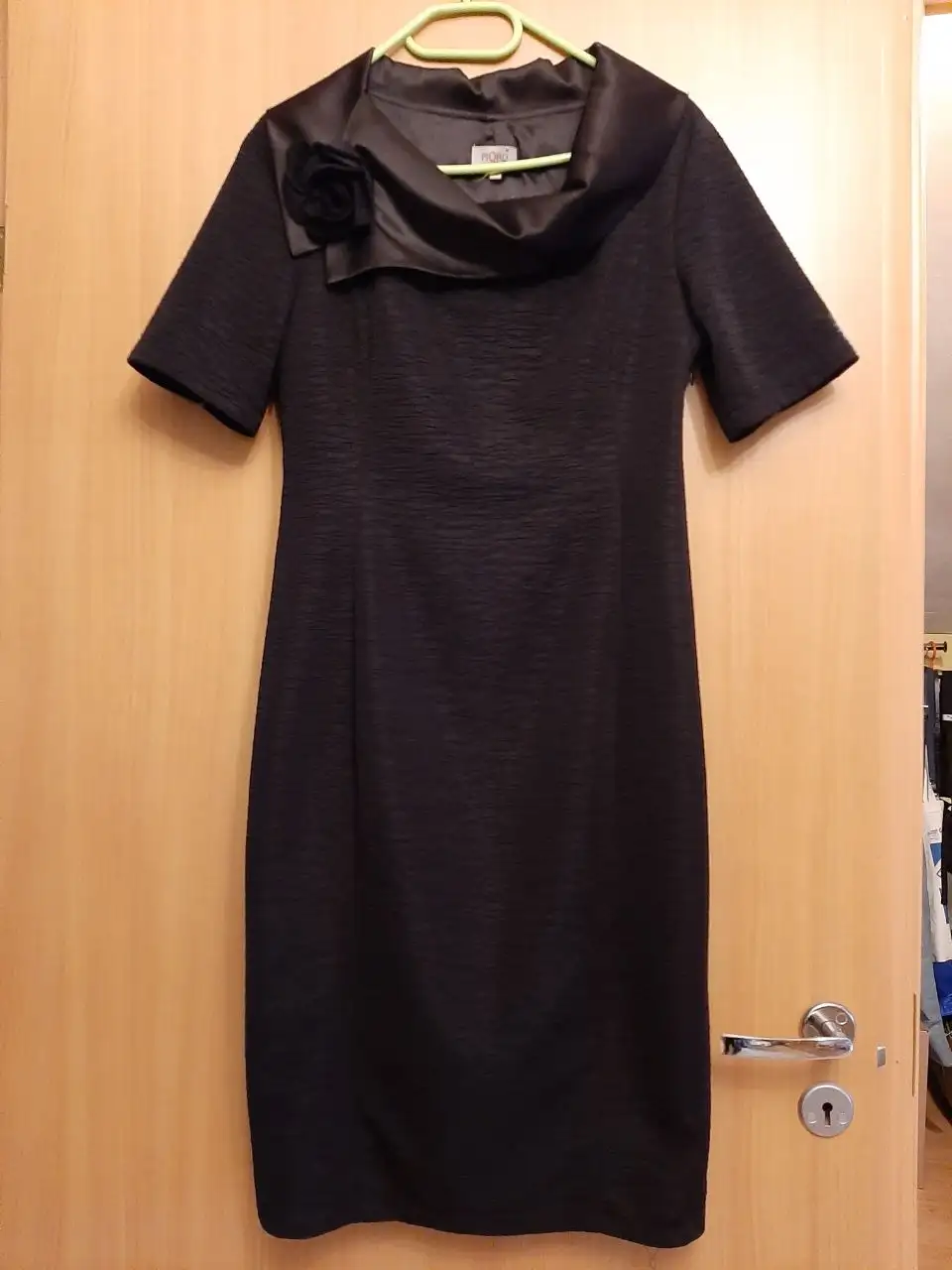 Платья новые размер 40-46 - Платья (Одежда) в Калининград