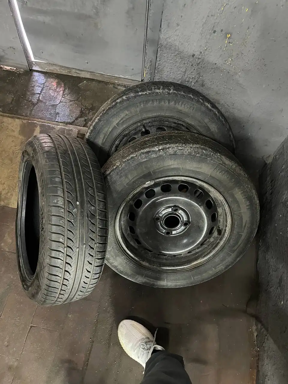 Штампы 4x180 R15 для Ауди 80 - Диски и шины (Авто) в Калининград