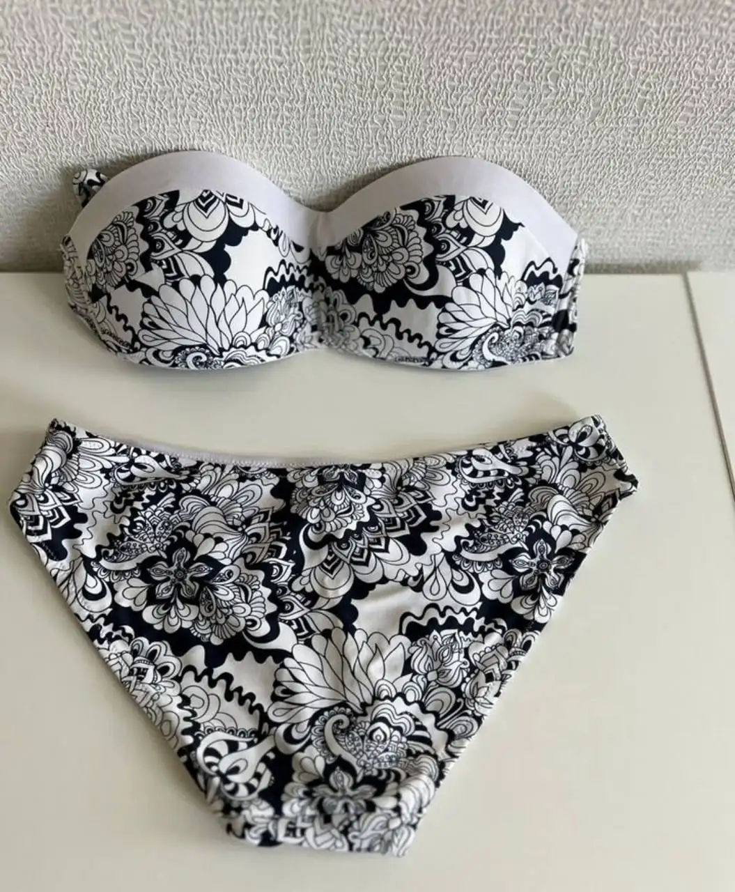 Купальники раздельный S и слитный Calzedonia XS - Одежда в Калининград