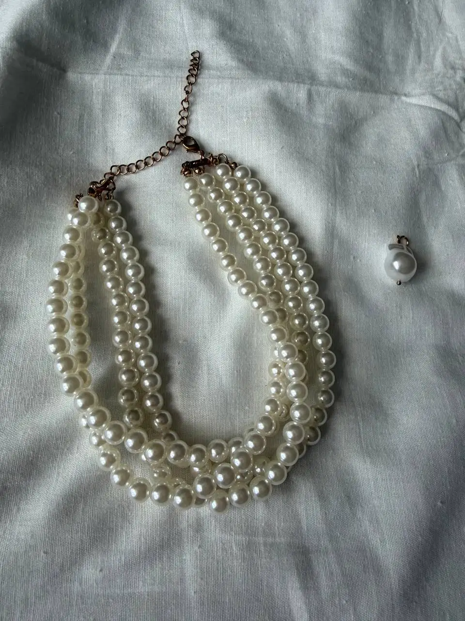 Гель для бровей, подвески, крабик, чехлы, брошь, носки - калининград - Барахолка в Калининград