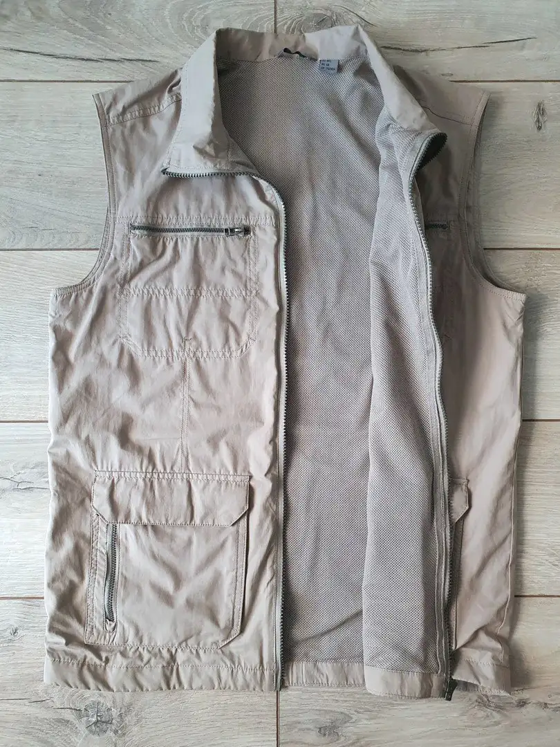 Новый мужской жилет Outventure - Мужская одежда (Одежда) в Светлогорск