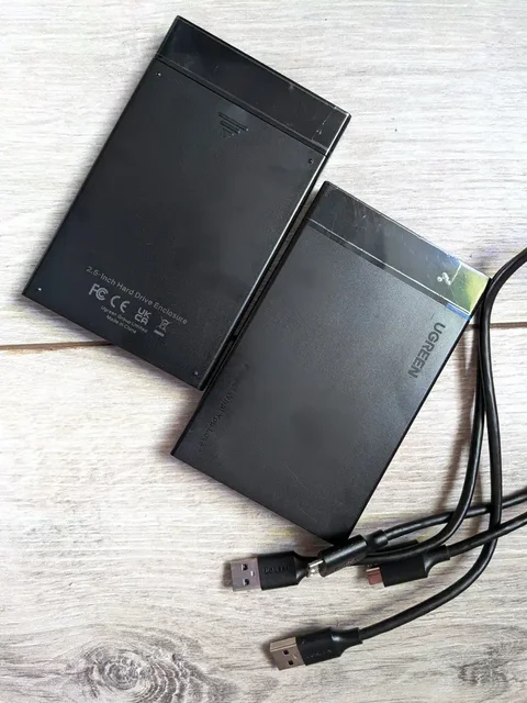 Внешний корпус HDD/SSD UGREEN US221 2.5 - Аксессуары для компьютеров в Светлогорск