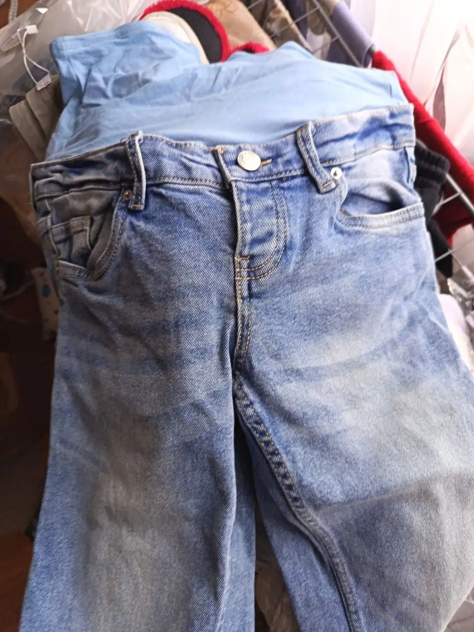 Бортики, джинсы для беременной, кроссовки - Одежда и обувь (Барахолка) в Калининград