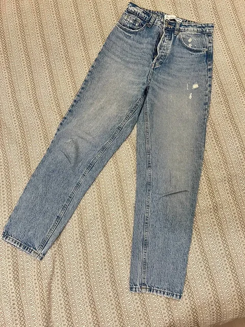 Продам джинсы женские Zarina и Stradivarius - Мужская одежда в Калининград