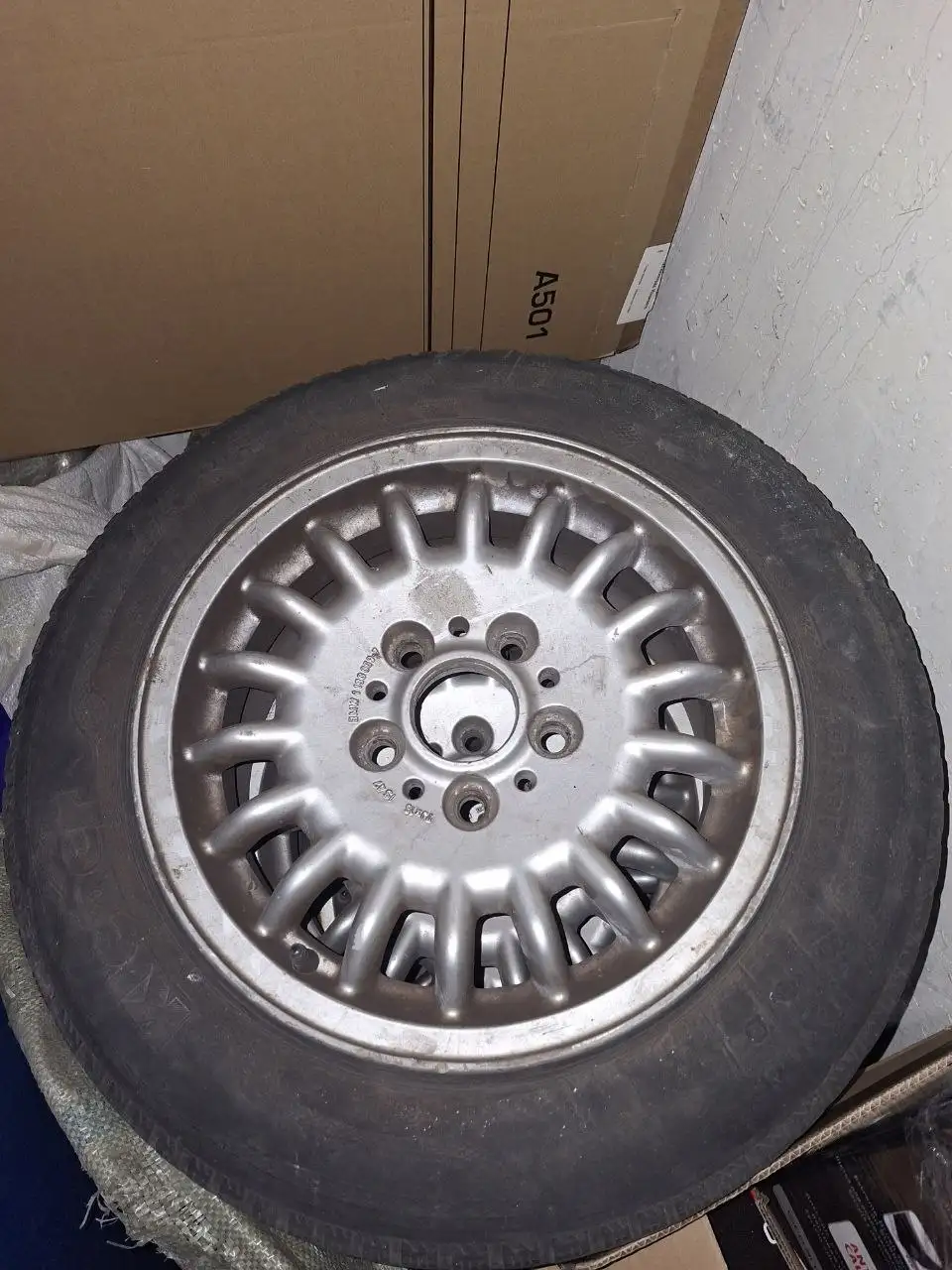 Продам 185/65 R15 резина на докат от BMW - Шины и диски (Авто) в Калининград