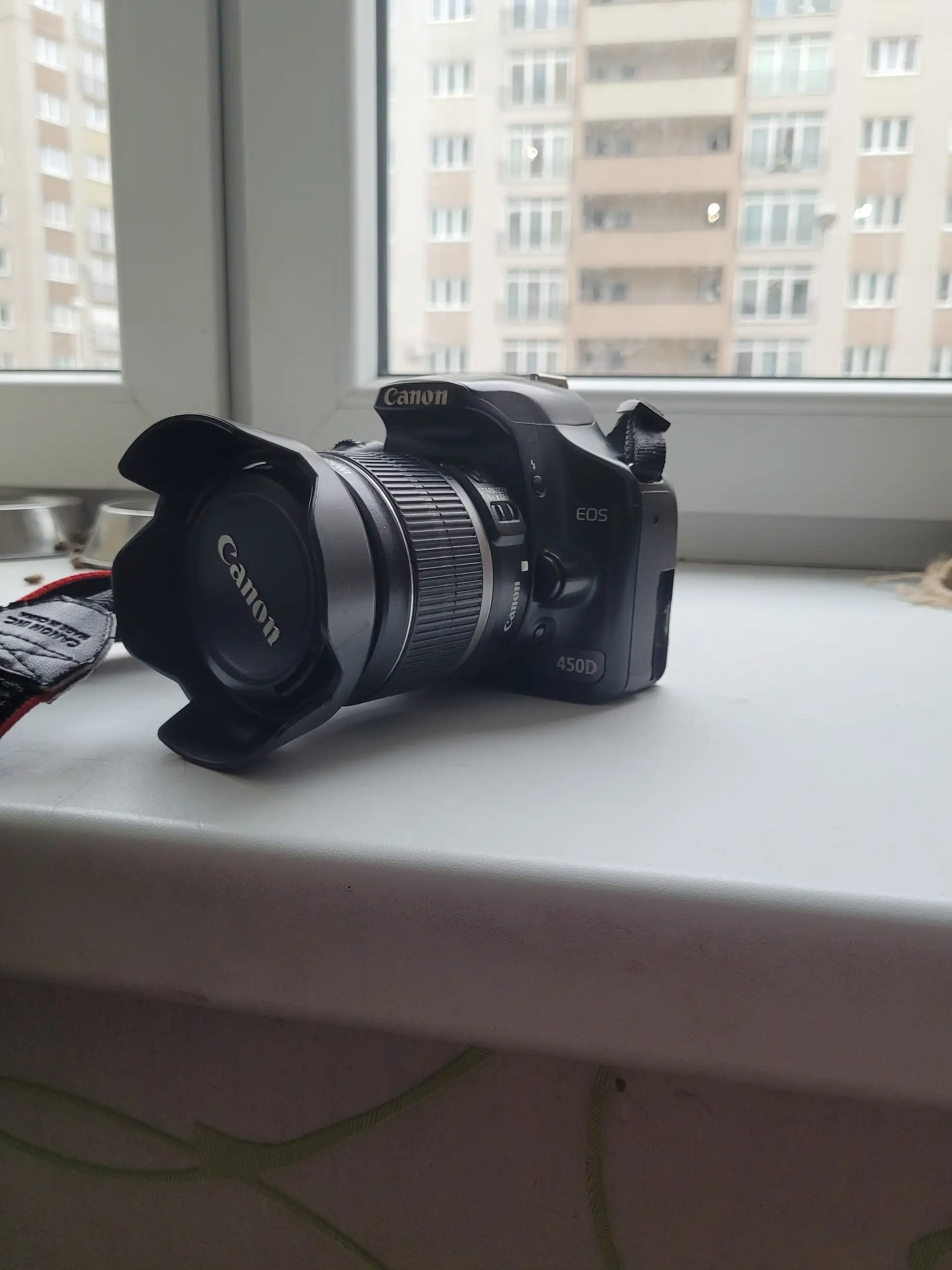 Canon EOS 450D с китовым объективом - Фототехника (Электроника) в Калининград