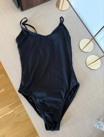 Купальник Calzedonia S - Одежда в Калининград