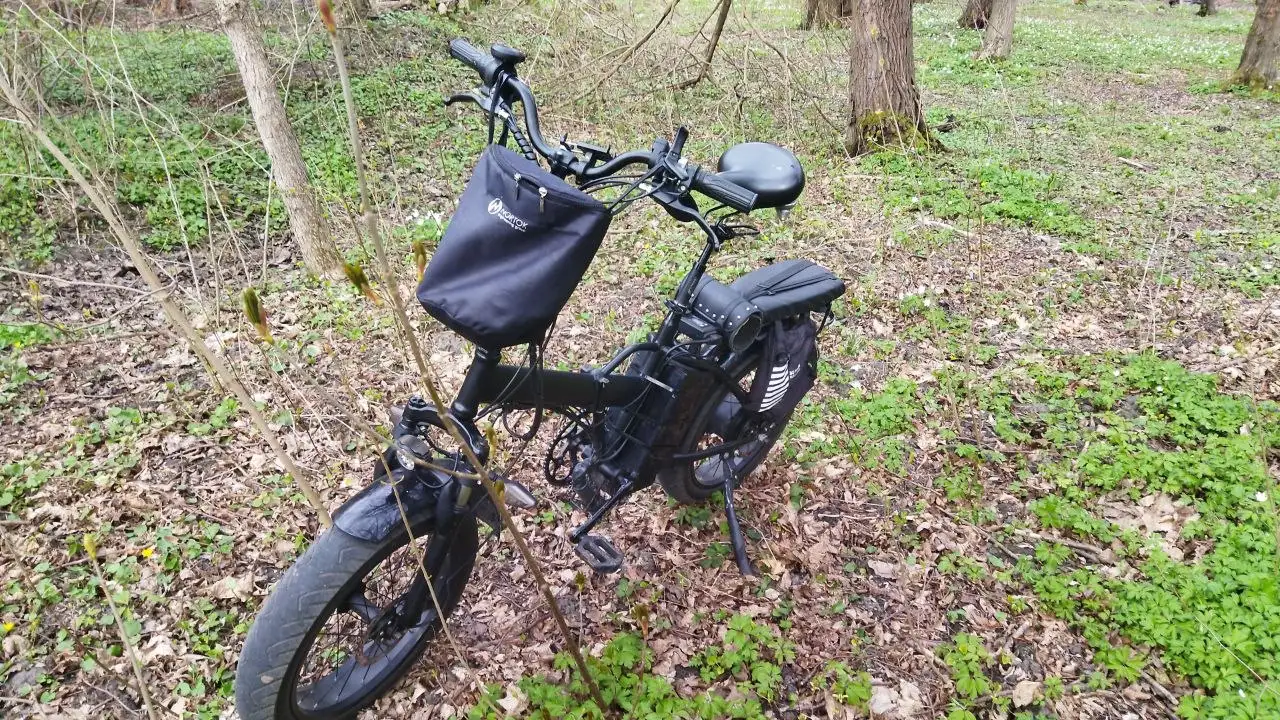 Продам электровелобайк складной - Велосипеды (Барахолка) в Калининград