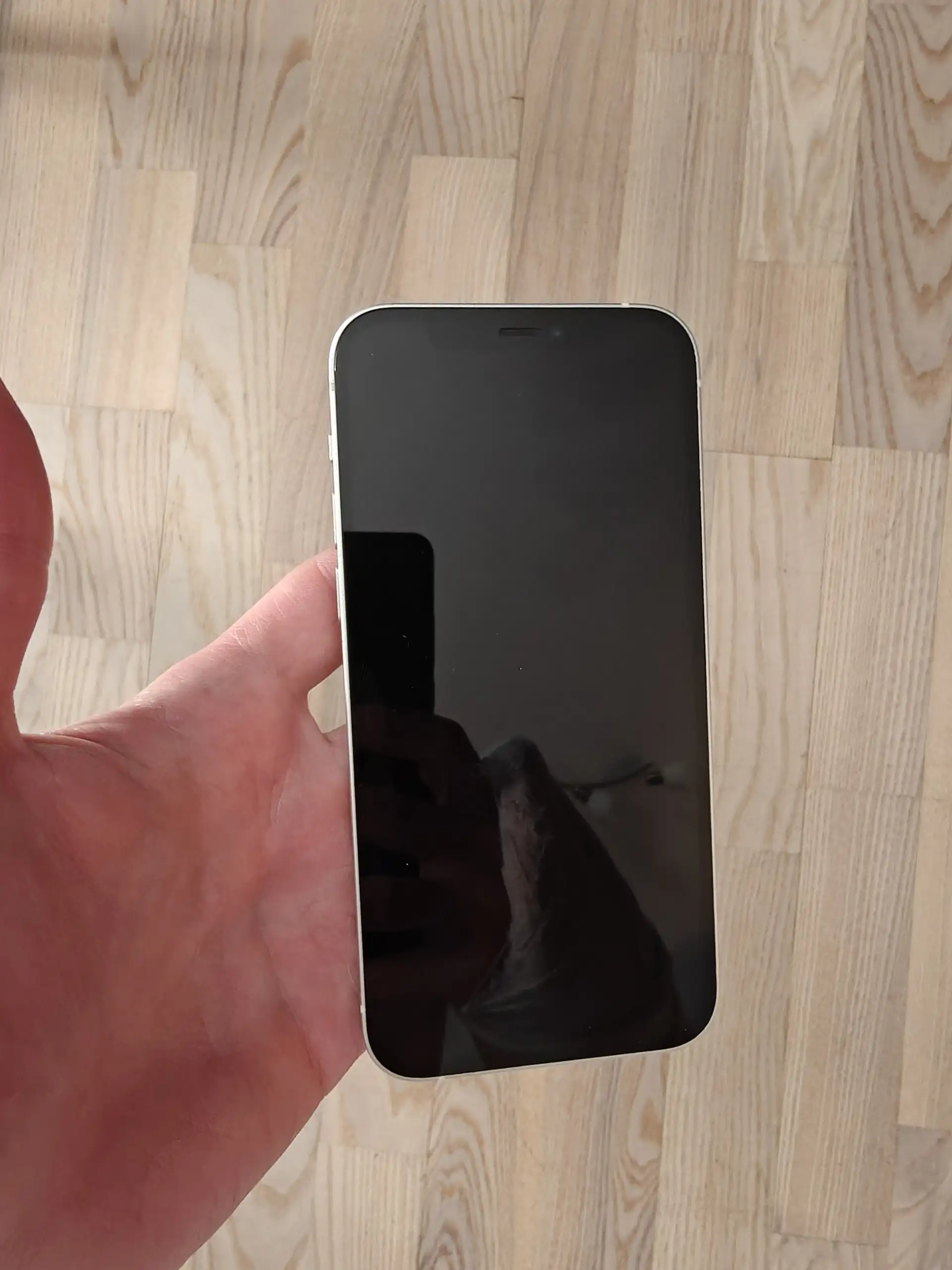 iPhone 12 64GB - Смартфоны и гаджеты (Электроника) в Калининград