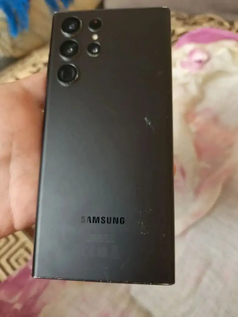 Продам Samsung Galaxy S22 Ultra с повреждениями - Смартфоны и гаджеты (Электроника) в Калининград