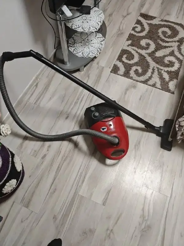 Стиральная машинка Bosch Maxx5 и пылесос Samsung - Электроника (Барахолка) в Калининград